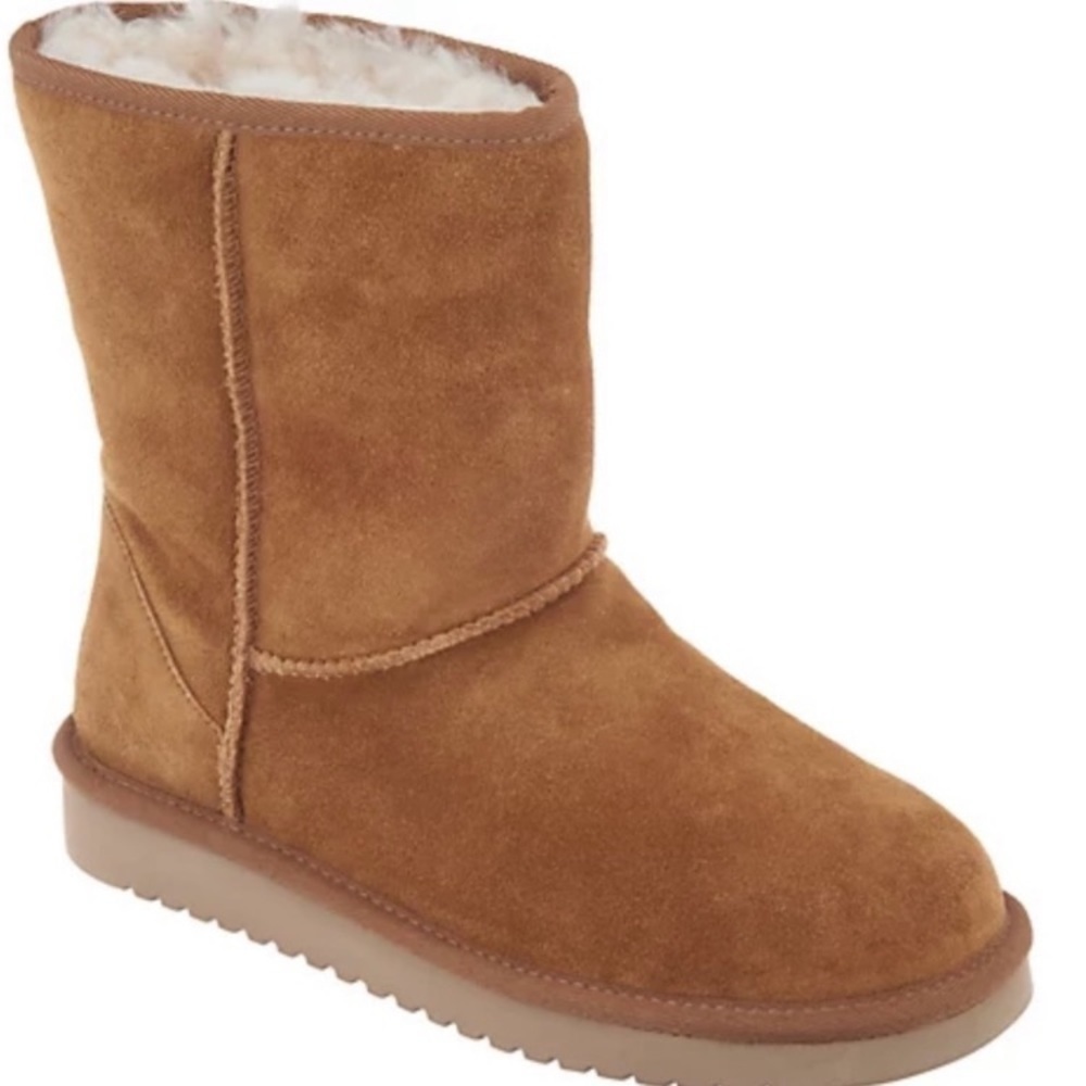 UGG KOOLABURRA Chestnut Suede Low Boot Fur Lined size 6 tan camel fall winter